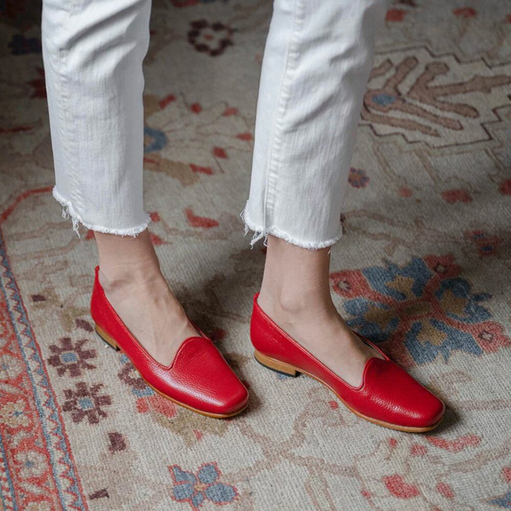 ARTEMIS DESIGN CO. Women's Leather Loafers, Lipstick Red, Size 8